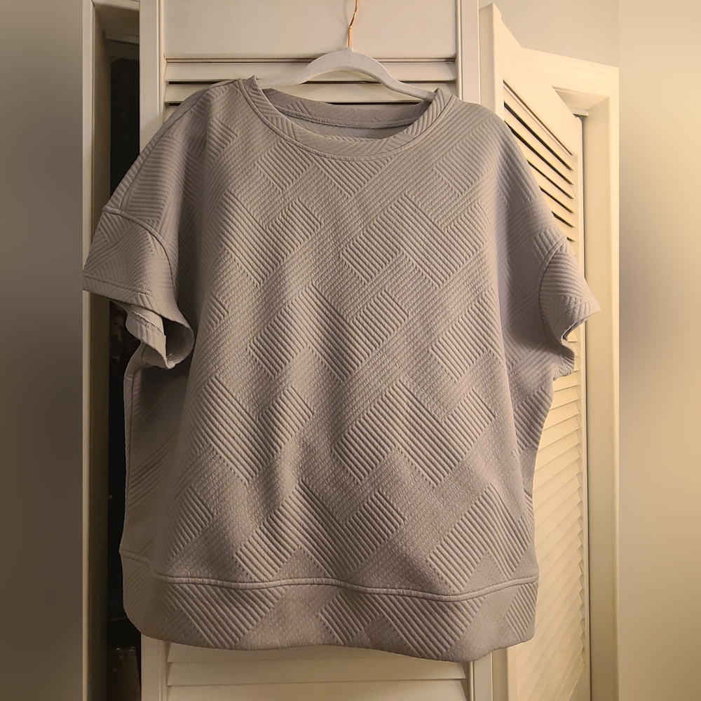 Textured Gray Short Sleeve Top